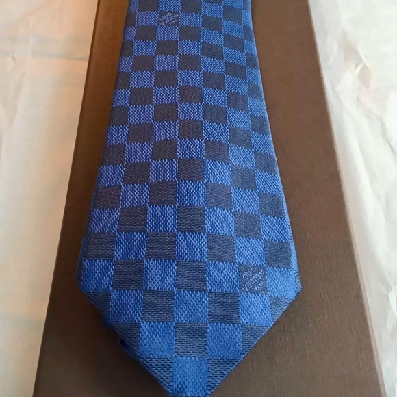 🔥SENSATIONAL🔥🆕💯LOUIS VUITTON ROYAL BLUE BLACK~VIRGIL ABLOH~DAMIER TIE✨🔥 - Picture 4 of 8